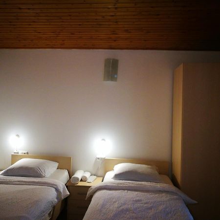 Hotel Salo Tbilisi Buitenkant foto