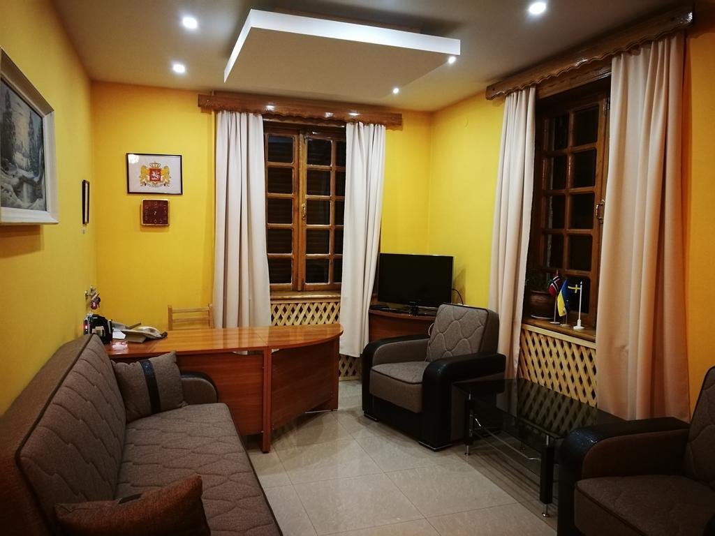 Hotel Salo Tbilisi Buitenkant foto