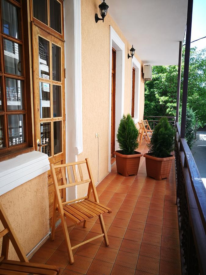 Hotel Salo Tbilisi Buitenkant foto
