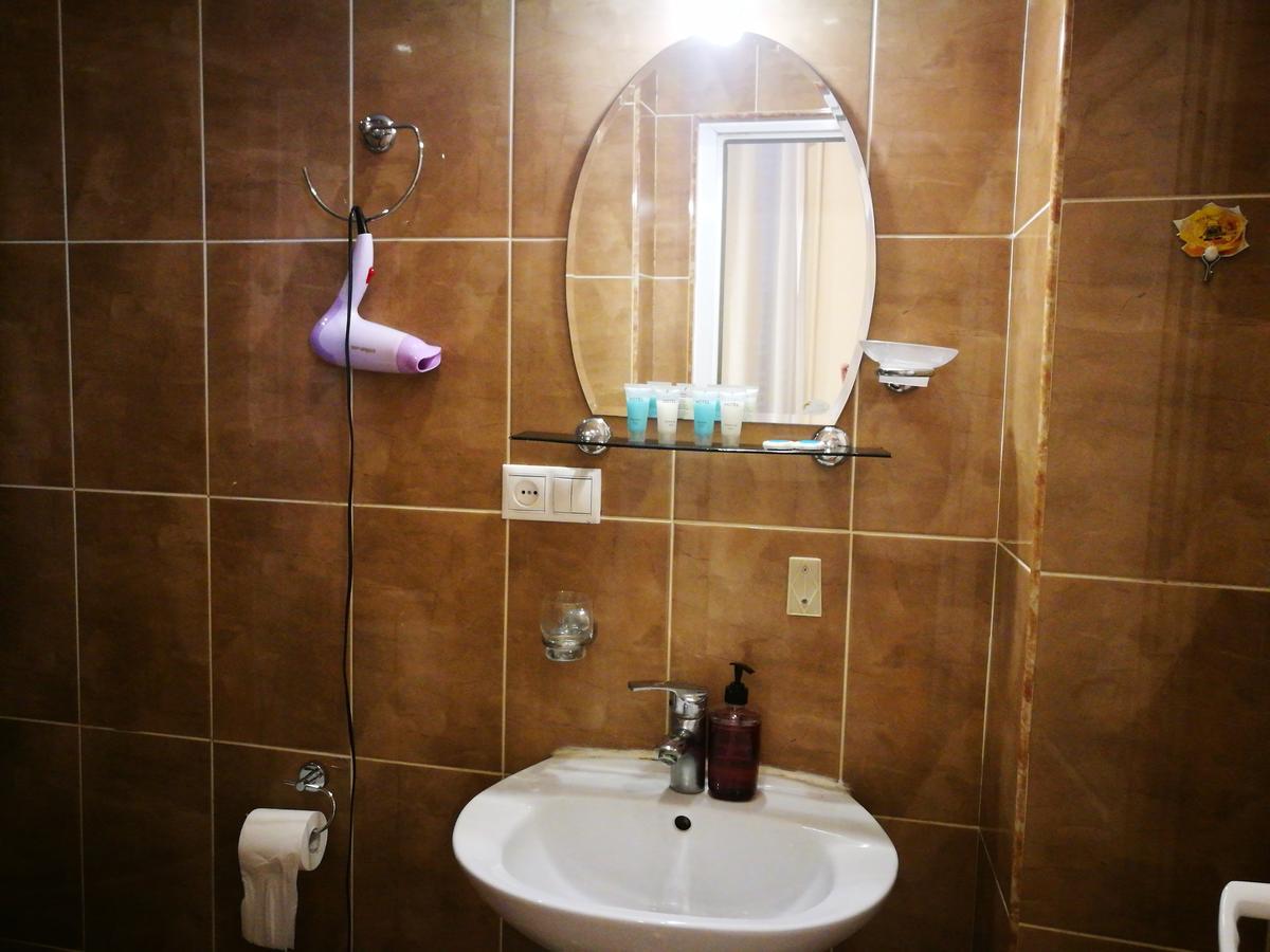 Hotel Salo Tbilisi Buitenkant foto