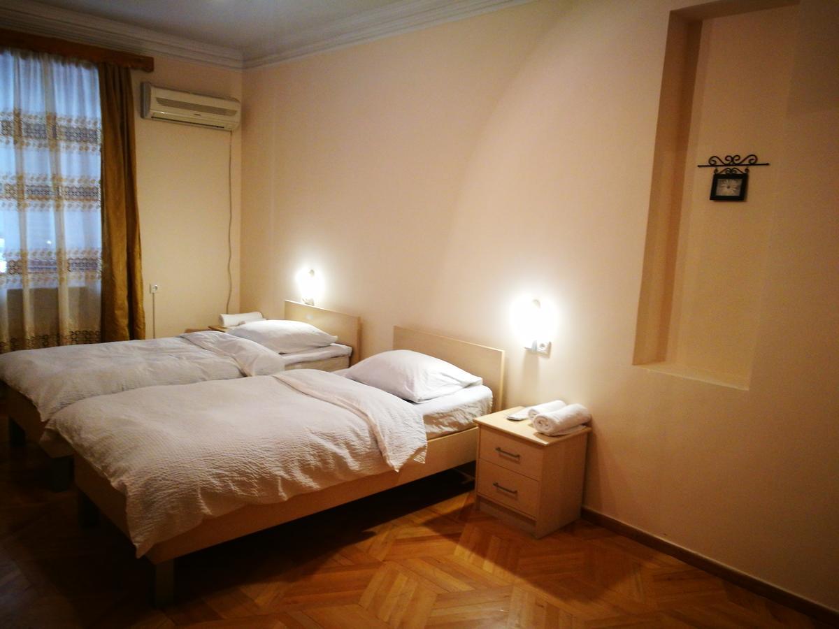 Hotel Salo Tbilisi Buitenkant foto