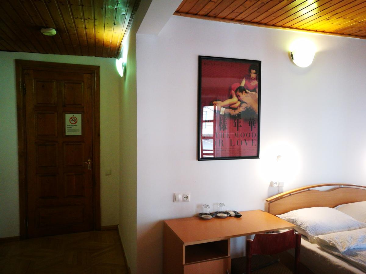 Hotel Salo Tbilisi Buitenkant foto
