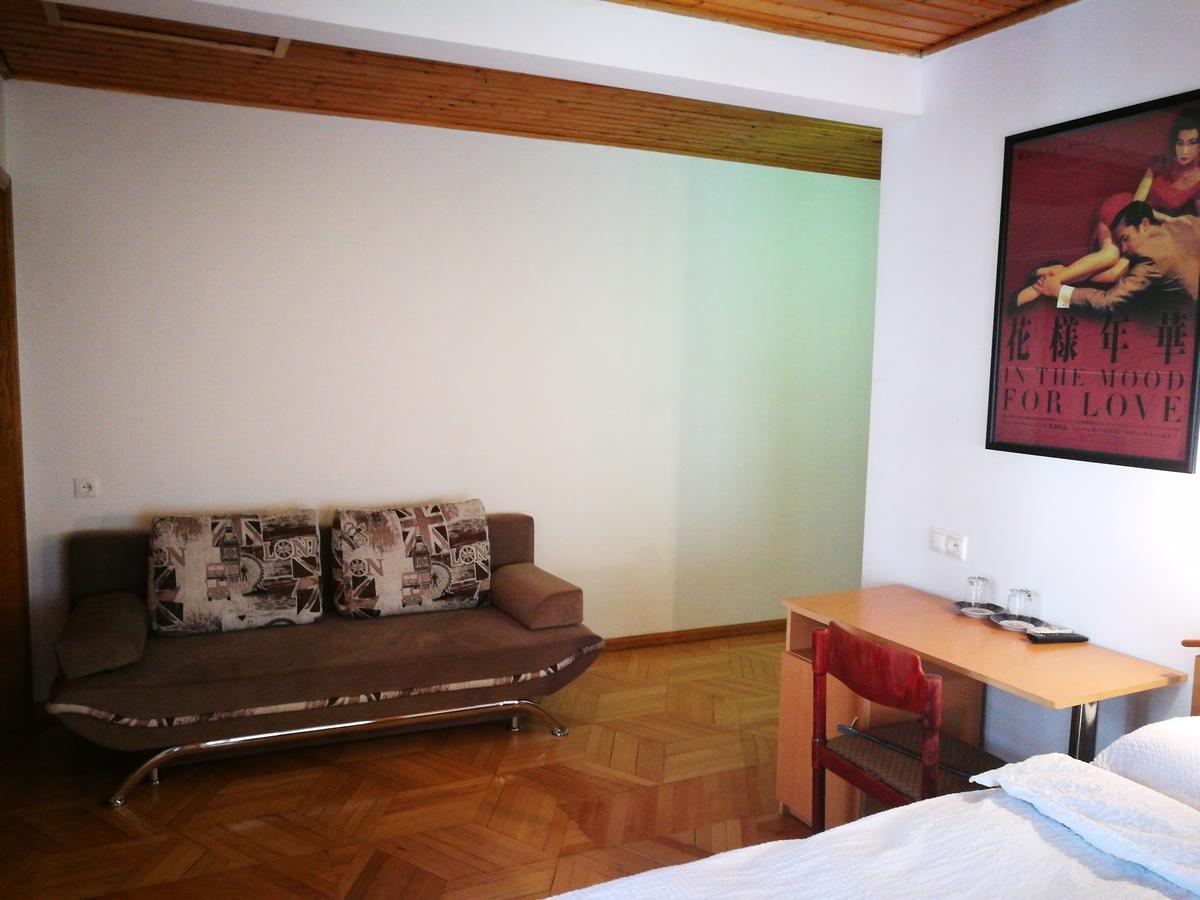 Hotel Salo Tbilisi Buitenkant foto