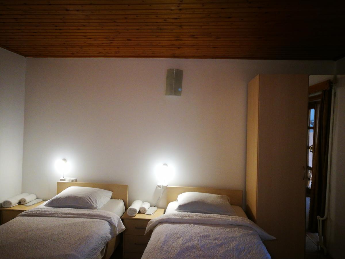 Hotel Salo Tbilisi Buitenkant foto