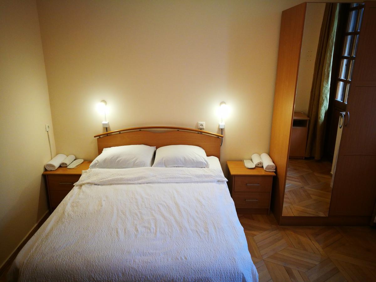 Hotel Salo Tbilisi Buitenkant foto