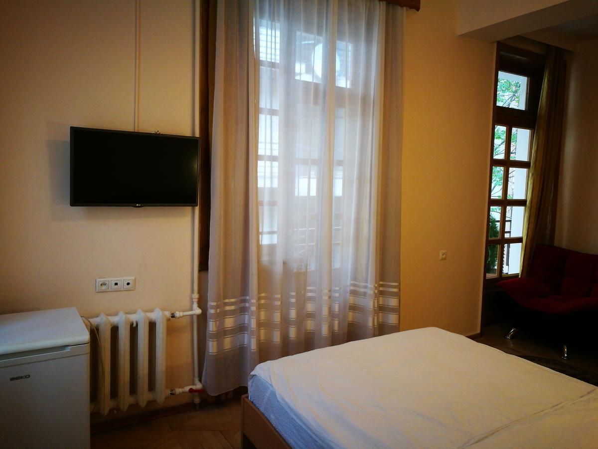 Hotel Salo Tbilisi Buitenkant foto