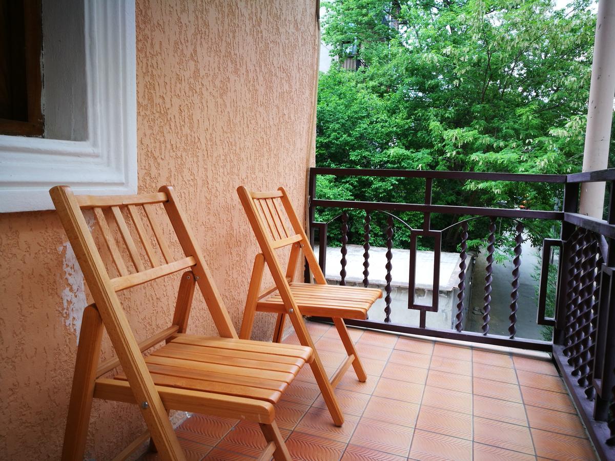 Hotel Salo Tbilisi Buitenkant foto
