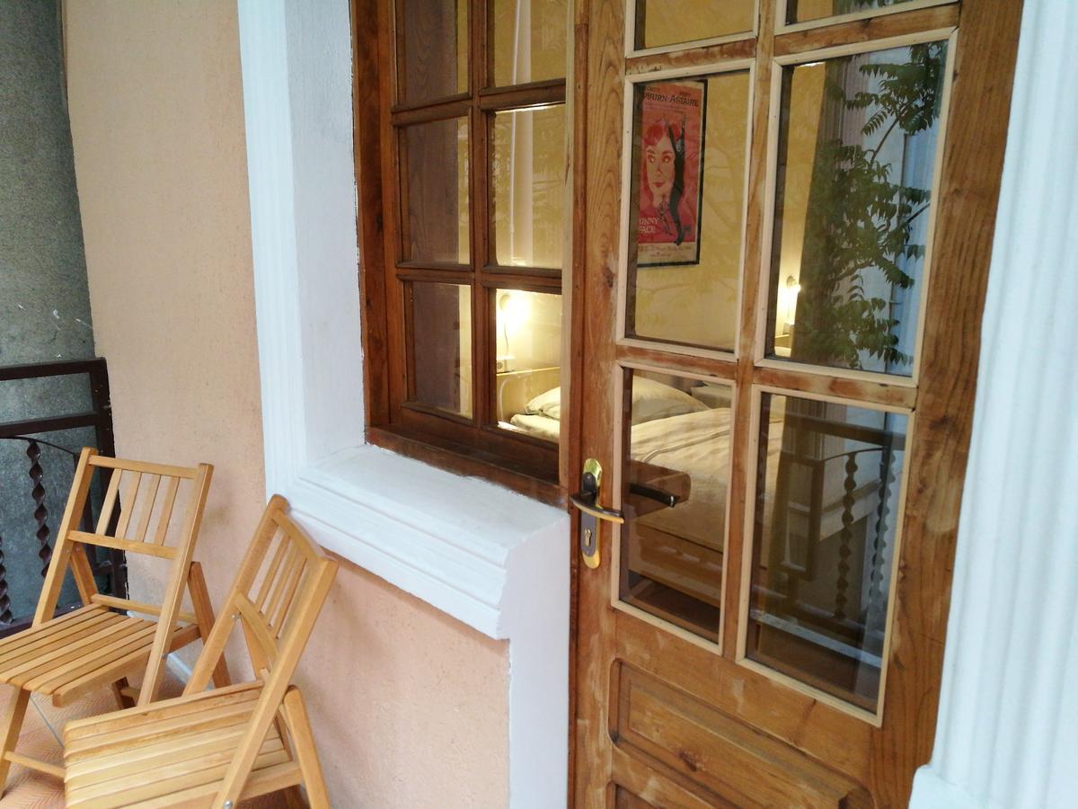 Hotel Salo Tbilisi Buitenkant foto